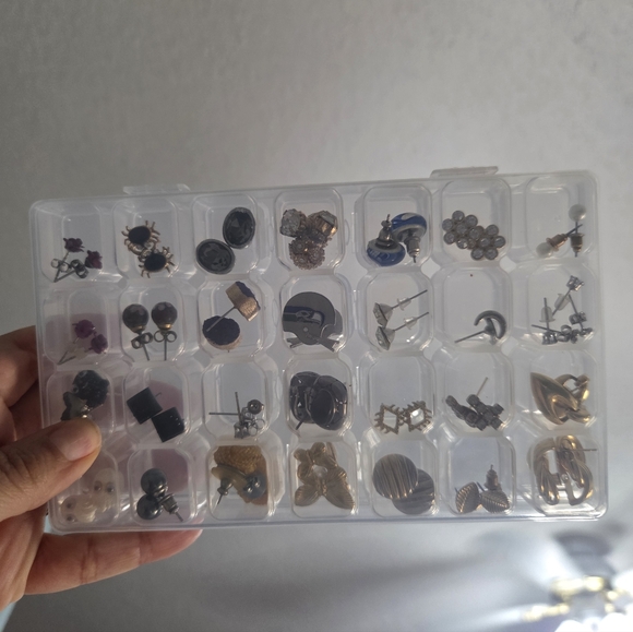 Jewelry - #1 Assorted Post Back Earring Set in Display Case | 28+ Bundle Lot